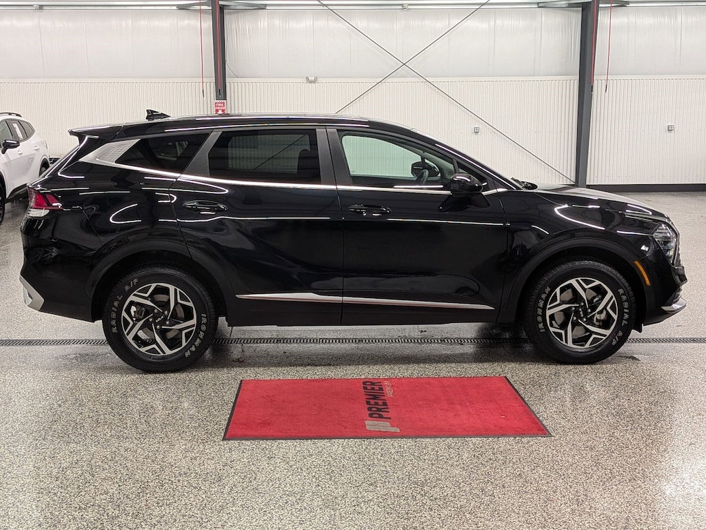 Certified 2024 Kia Sportage LX Sport Utility