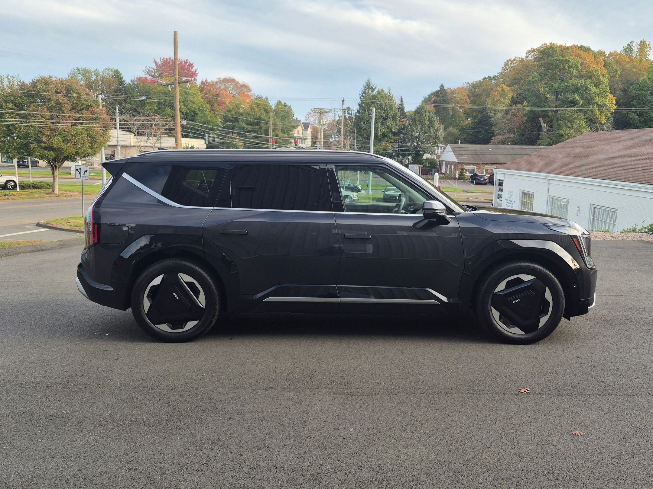 Certified 2024 Kia EV9 Land with VIN KNDADFS56R6028187 for sale in Branford, CT