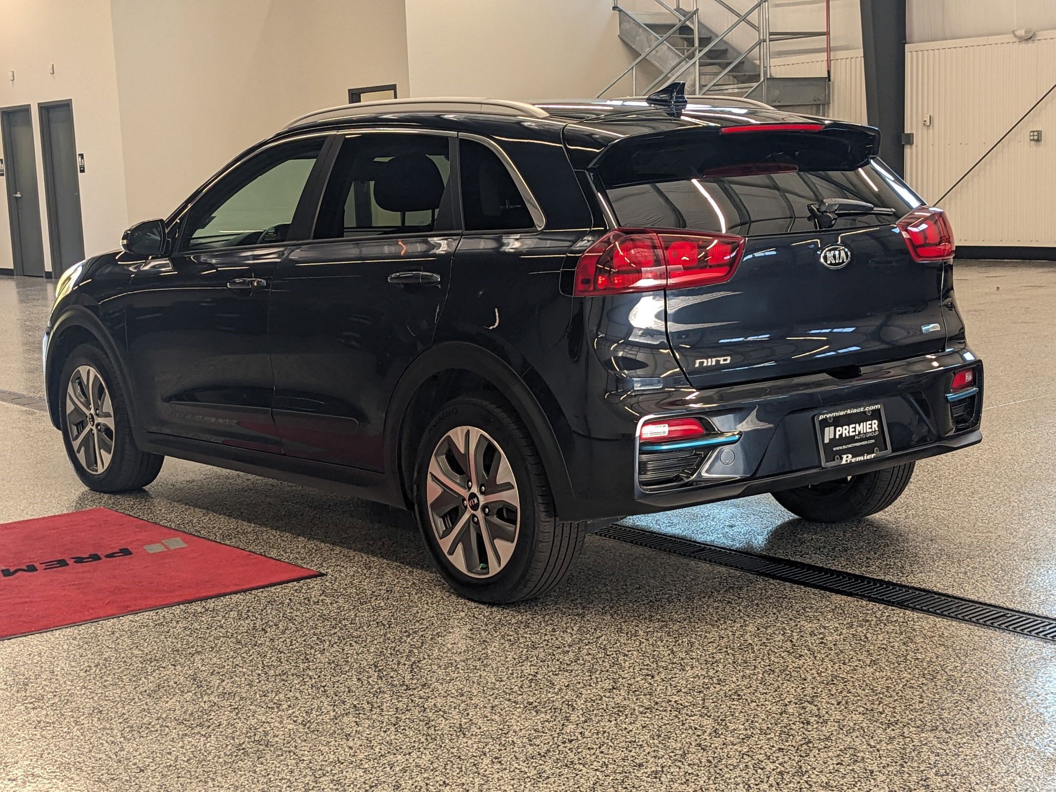 2019 Kia Niro EV EX photo 3