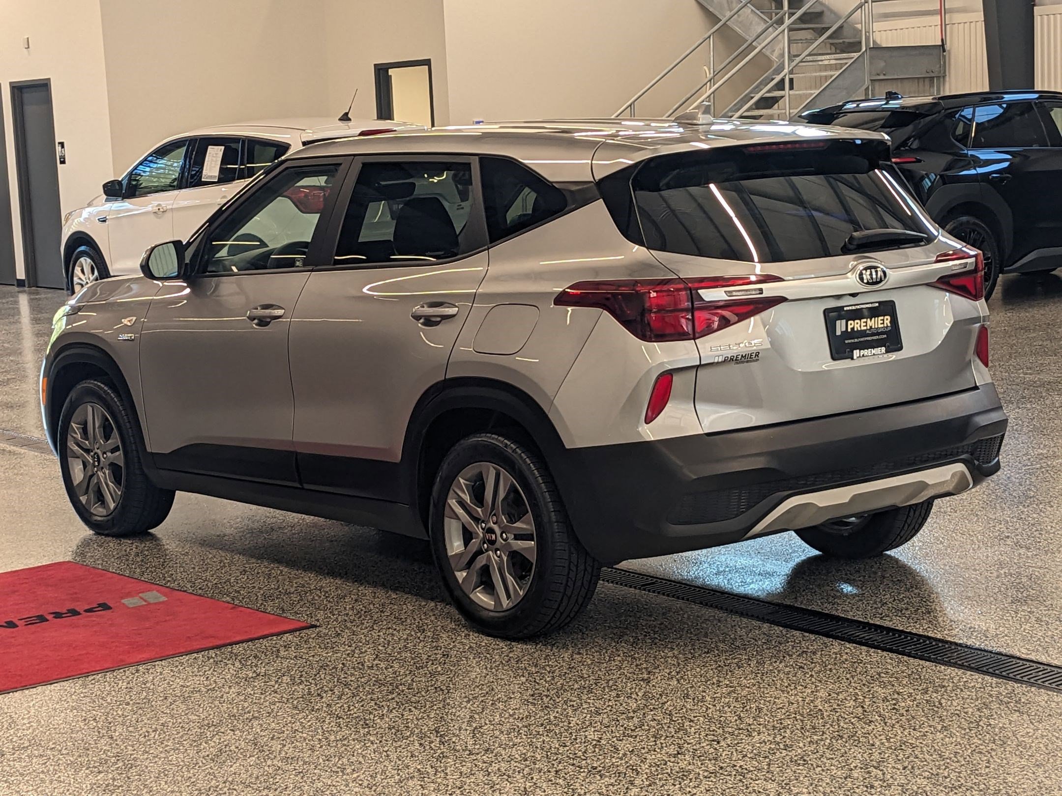 2021 Kia Seltos LX photo 4