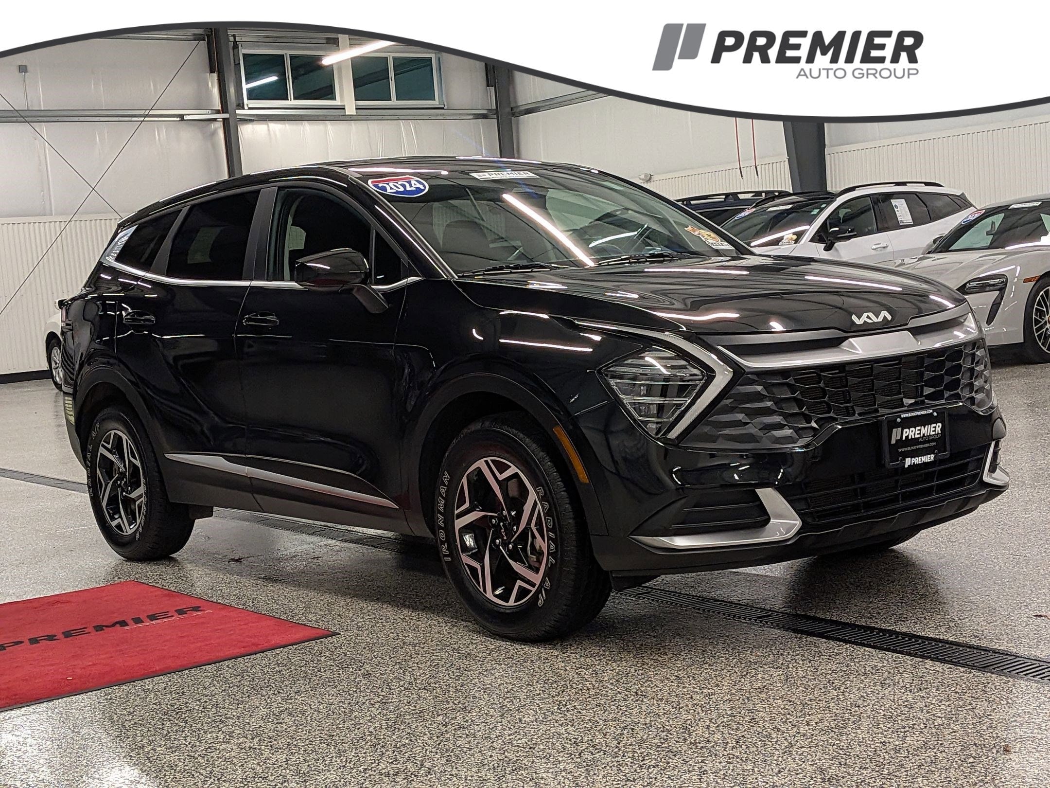 2024 Kia Sportage LX's photo