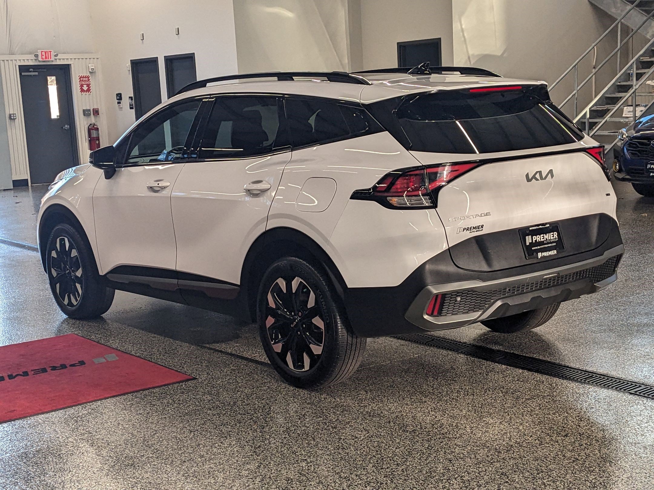 2023 Kia Sportage X-Line photo 4