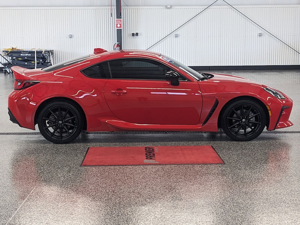 Used 2022 Toyota GR86 Premium 2dr Car