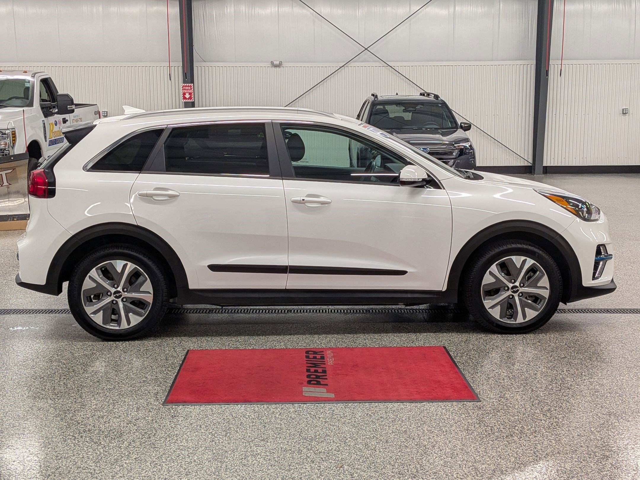 Certified 2022 Kia Niro EX Premium with VIN KNDCE3LG2N5131479 for sale in Branford, CT