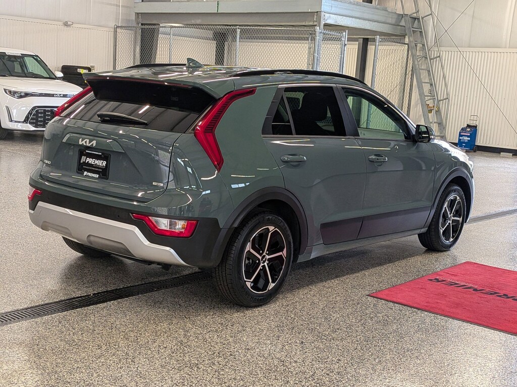 Certified 2023 Kia Niro EX Sport Utility