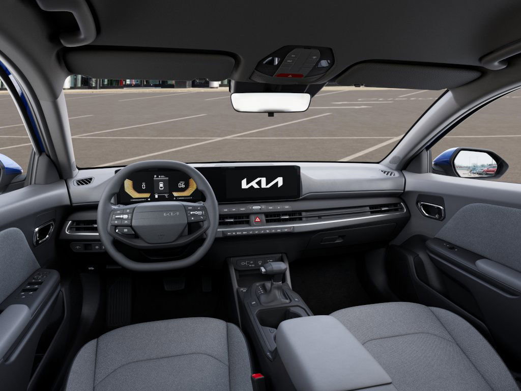 2025 Kia K4 LXS - Photo 15