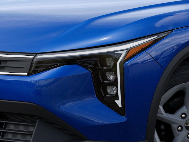 2025 Kia K4 LXS - Photo 11