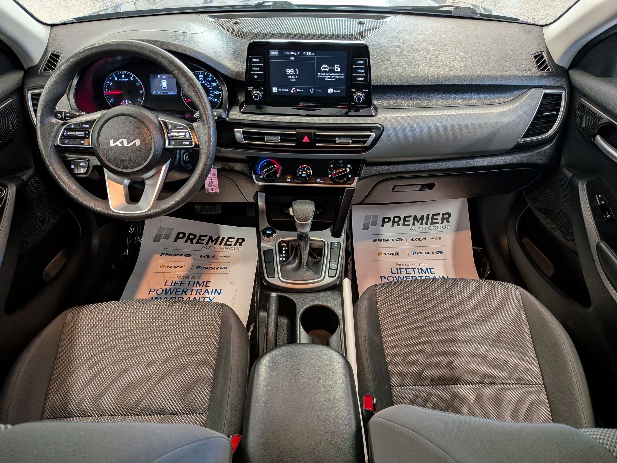 2023 Kia Seltos LX - Photo 14