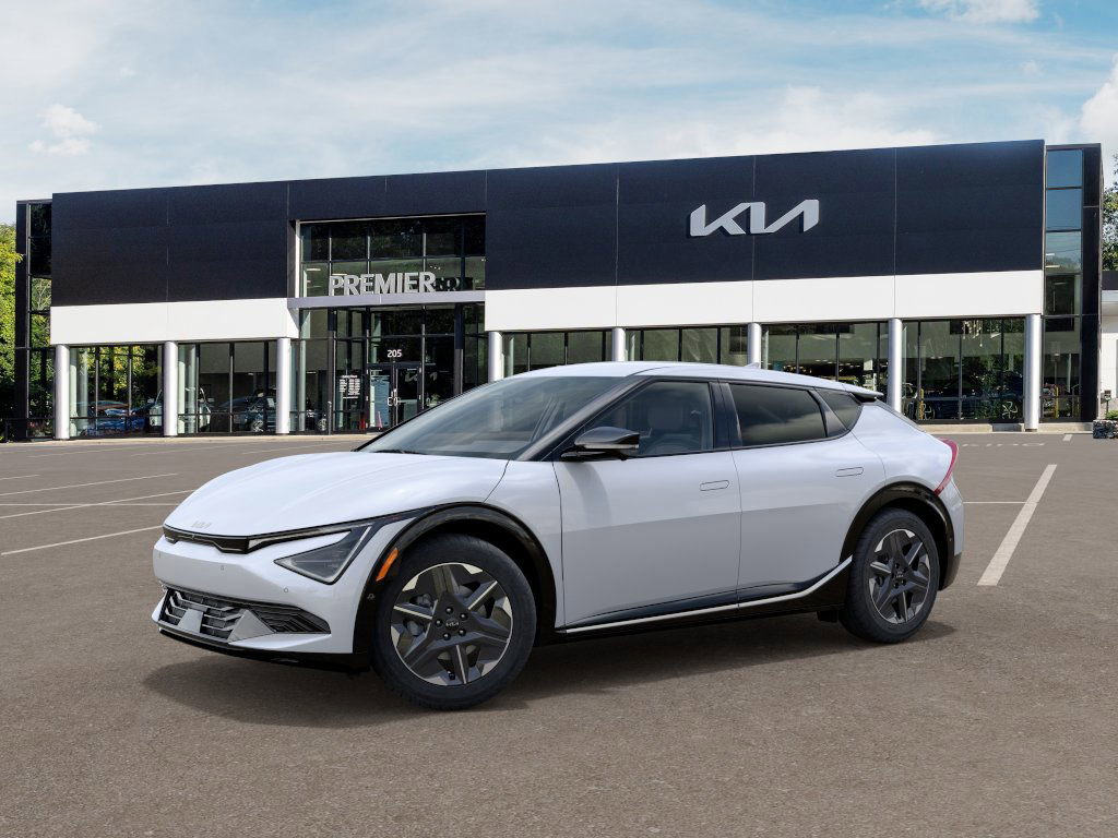 2025 Kia EV6 Light photo 3