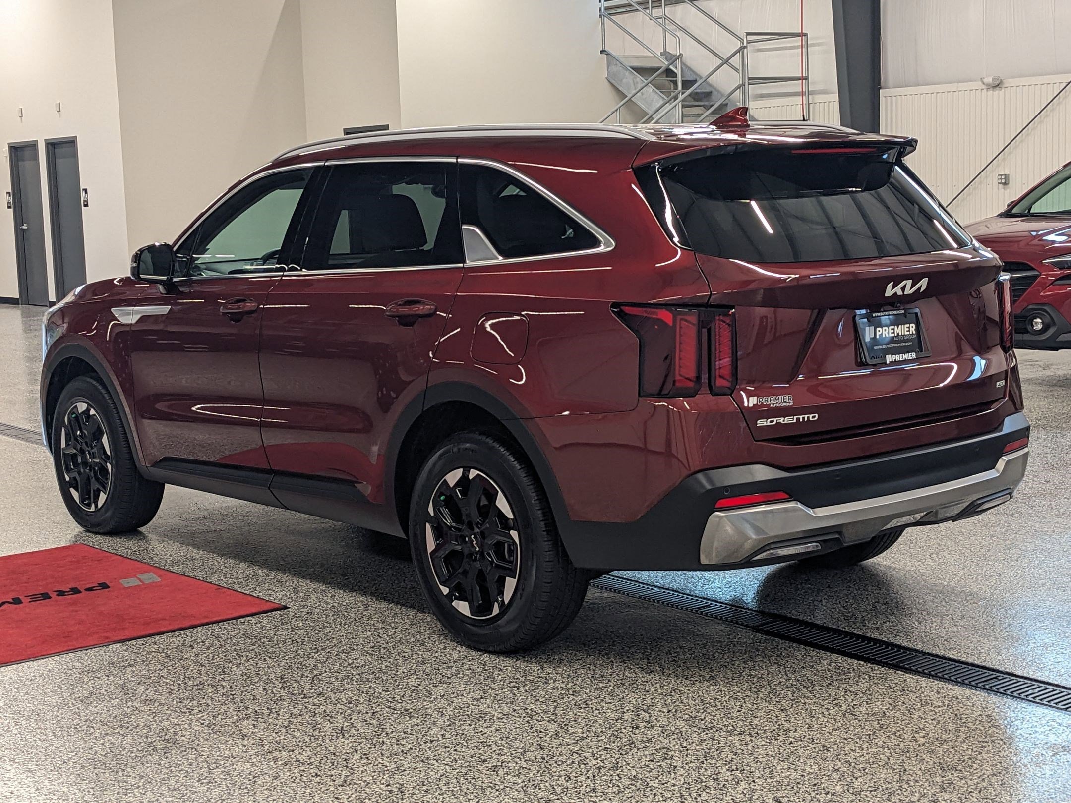 2024 Kia Sorento S photo 3