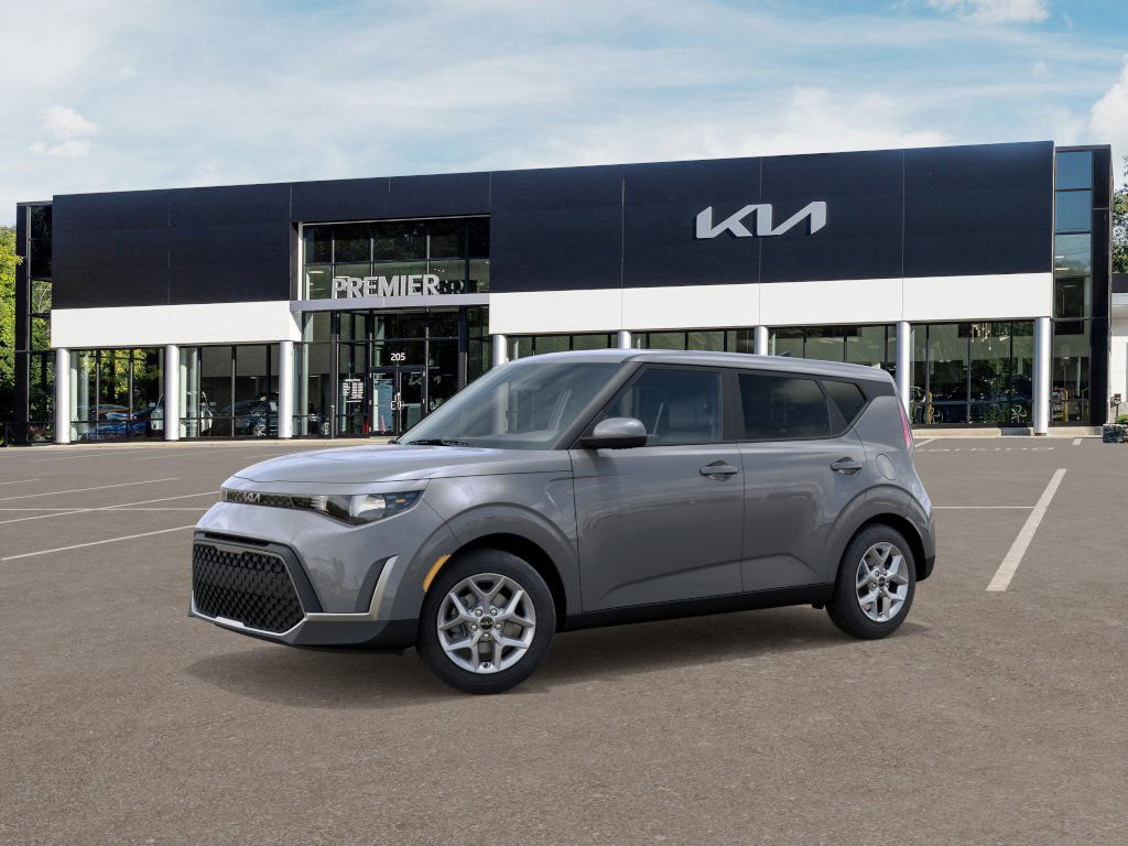 2025 Kia Soul LX photo 3