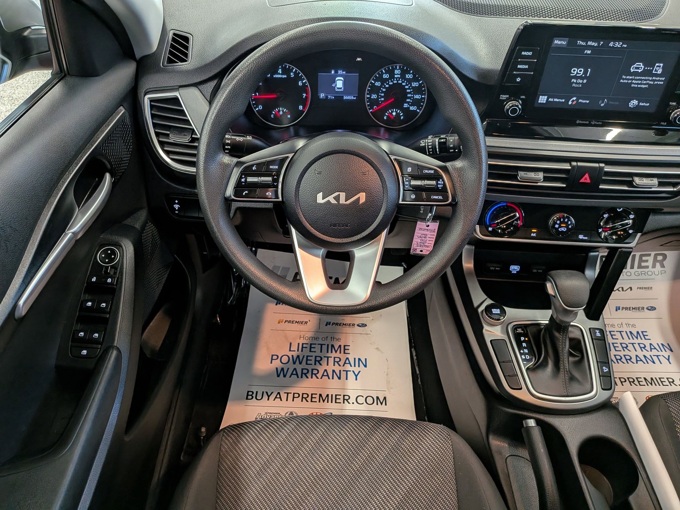2023 Kia Seltos LX - Photo 13