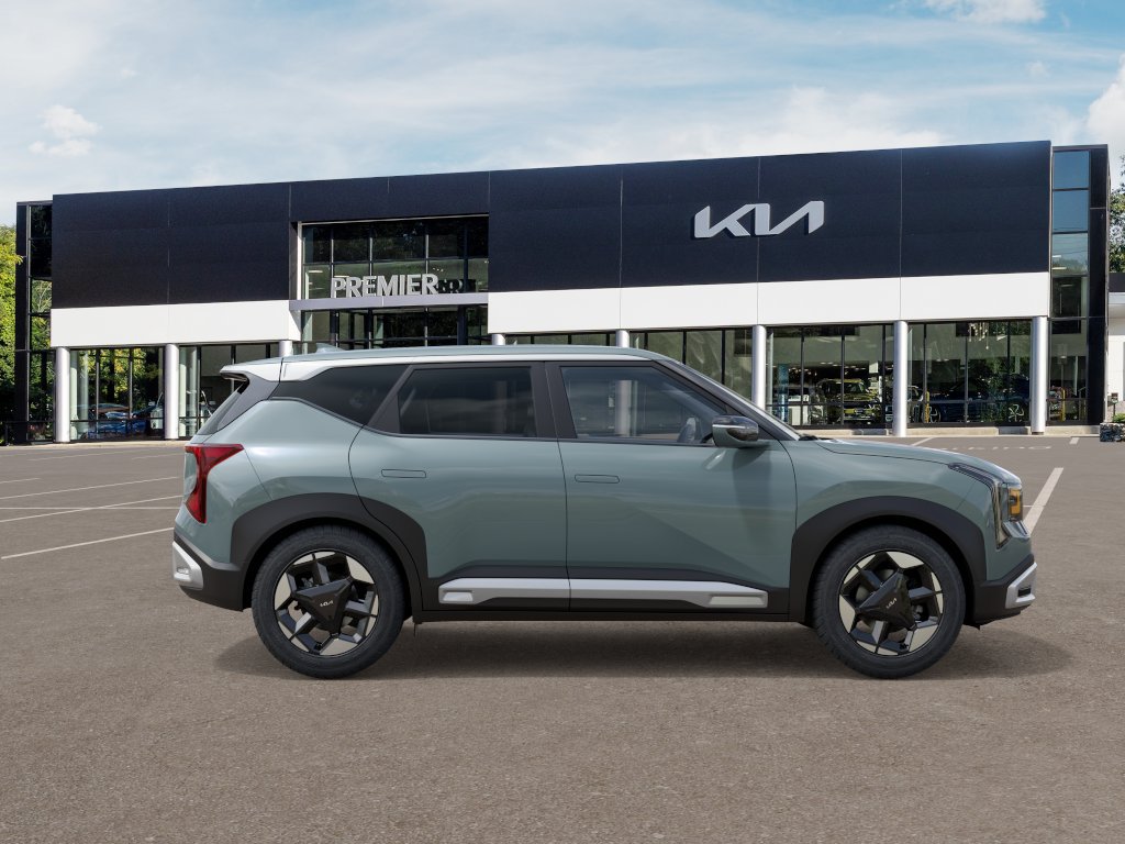 2027 Kia Seltos S - Photo 8