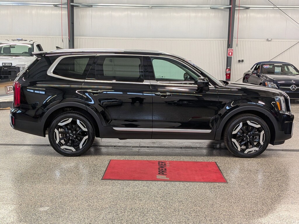 Certified 2024 Kia Telluride S Sport Utility
