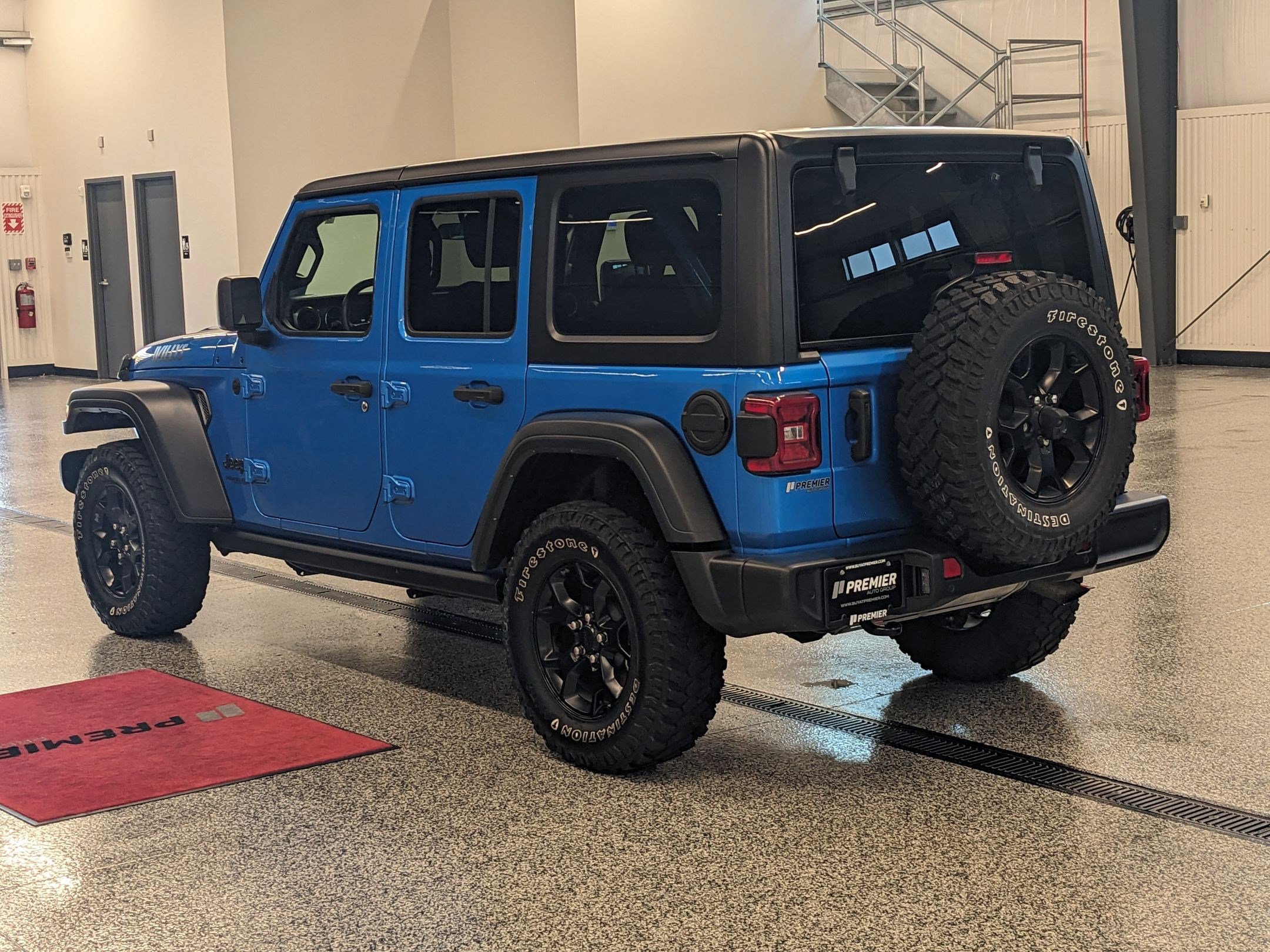 2022 Jeep Wrangler Unlimited Willys photo 3