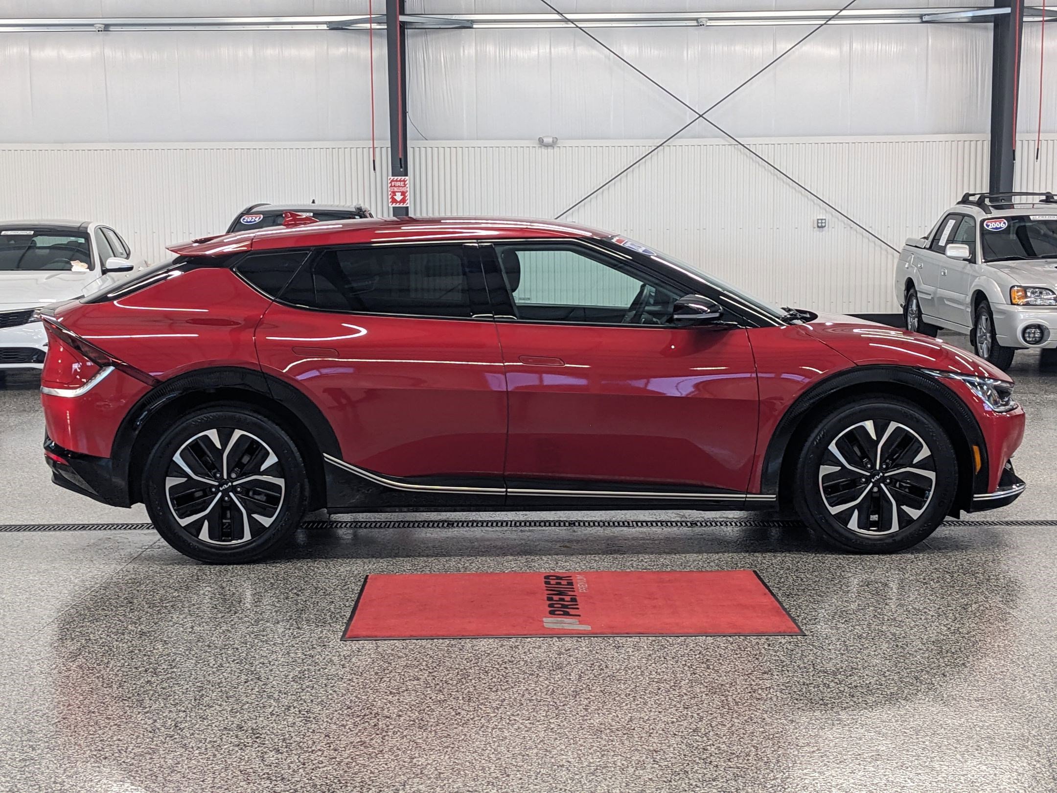 2023 Kia EV6 Wind photo 2