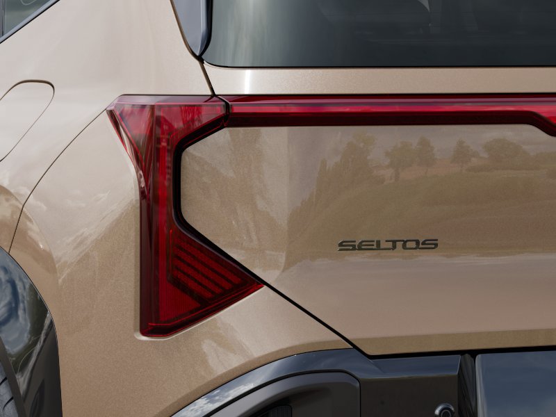2027 Kia Seltos S - Photo 12