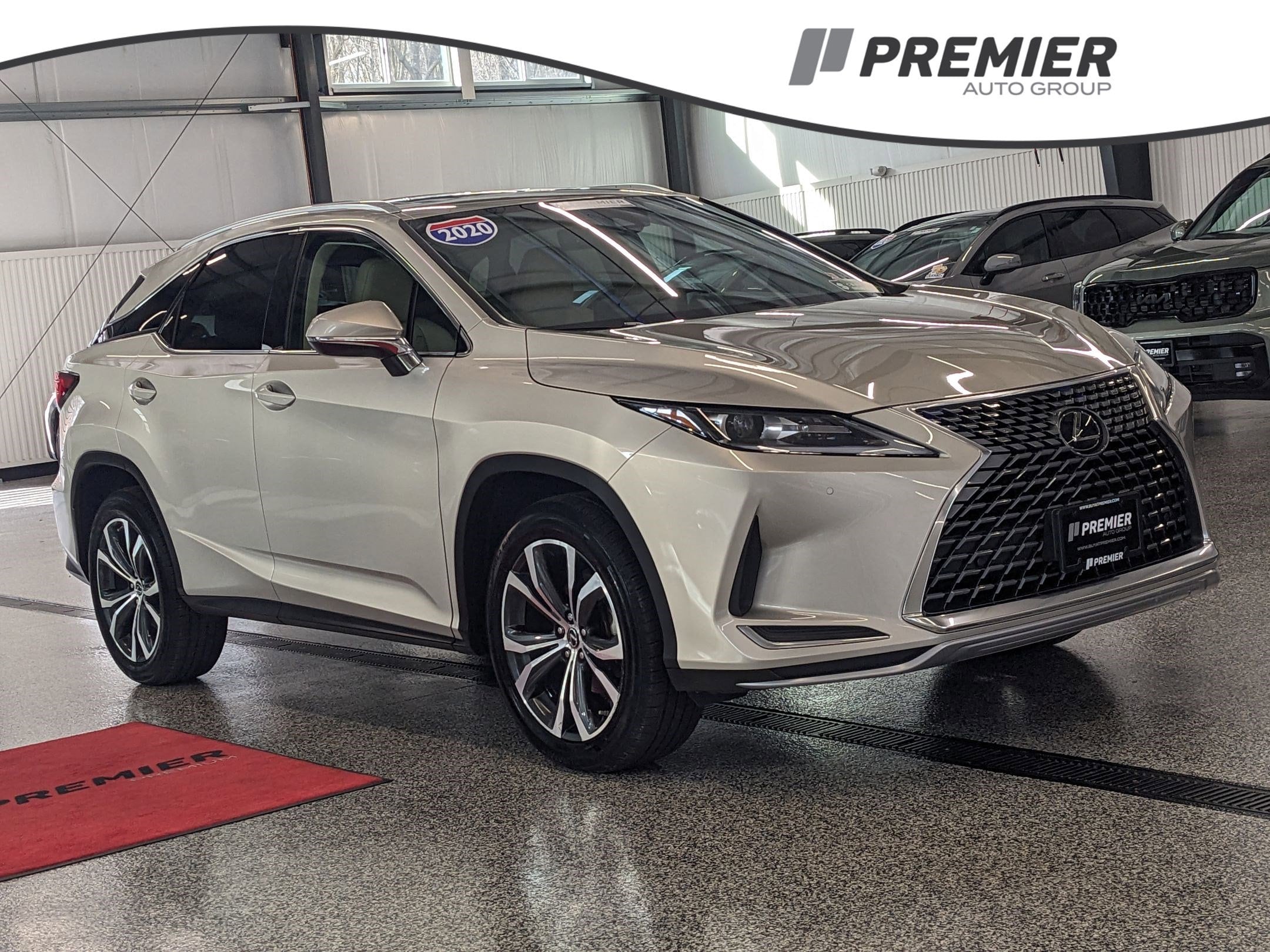 2020 Lexus RX 350's photo