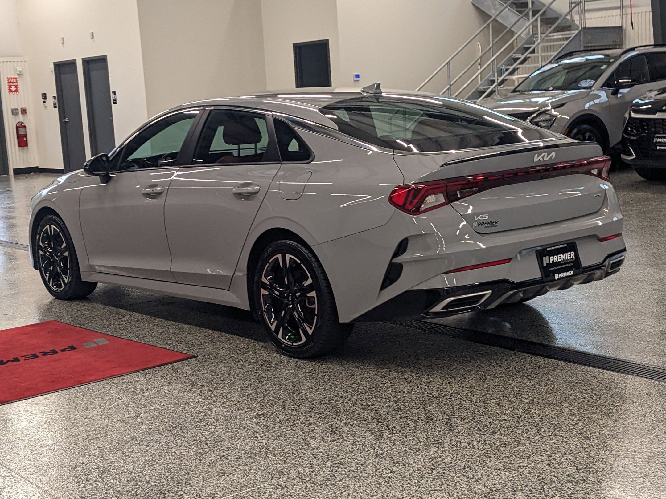 2023 Kia K5 GT-Line photo 4