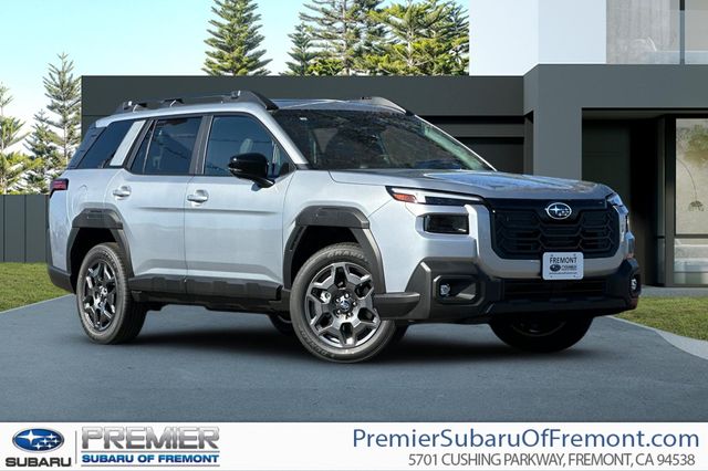 2026 Subaru Outback Premium's photo