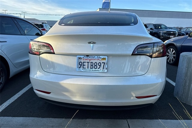 2023 Tesla Model 3 photo 4