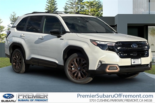 2025 Subaru Forester Sport's photo