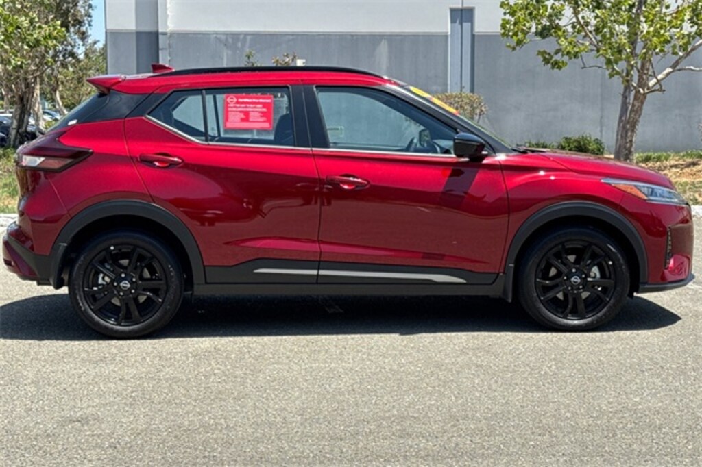 Used 2024 Nissan Kicks SR SUV