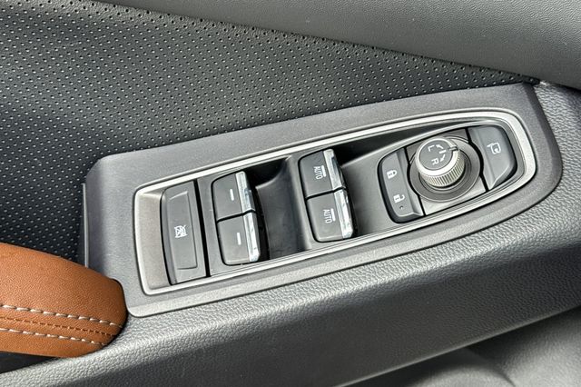 2025 Subaru Ascent Touring - Photo 12