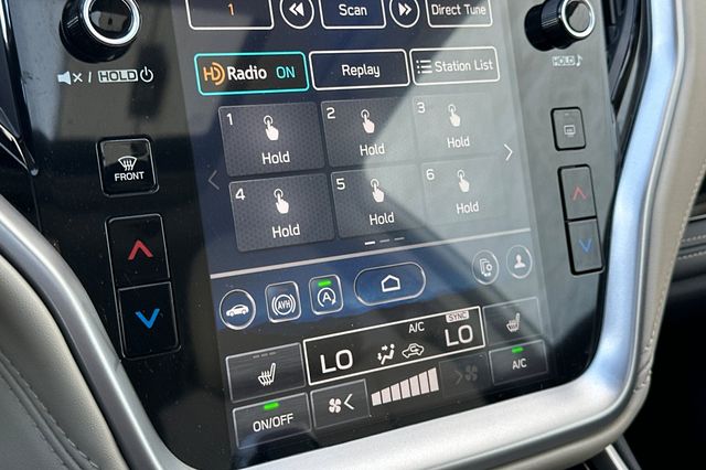 2025 Subaru Outback Limited - Photo 24