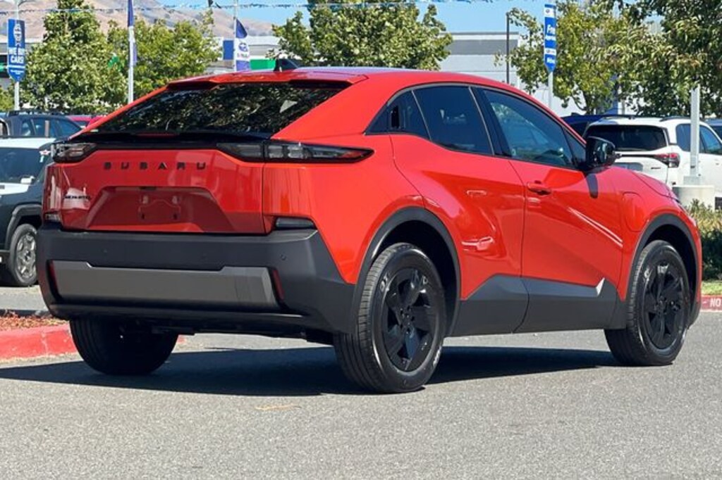 New 2026 Subaru Uncharted Premium FWD SUV