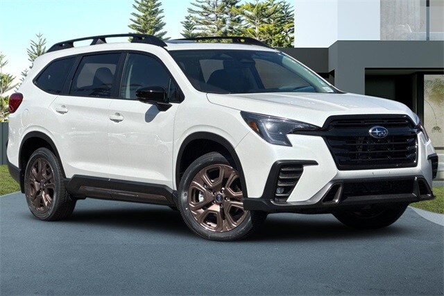 2025 Subaru Ascent Limited photo 2
