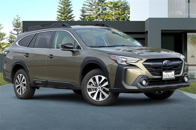 2025 Subaru Outback Premium photo 2