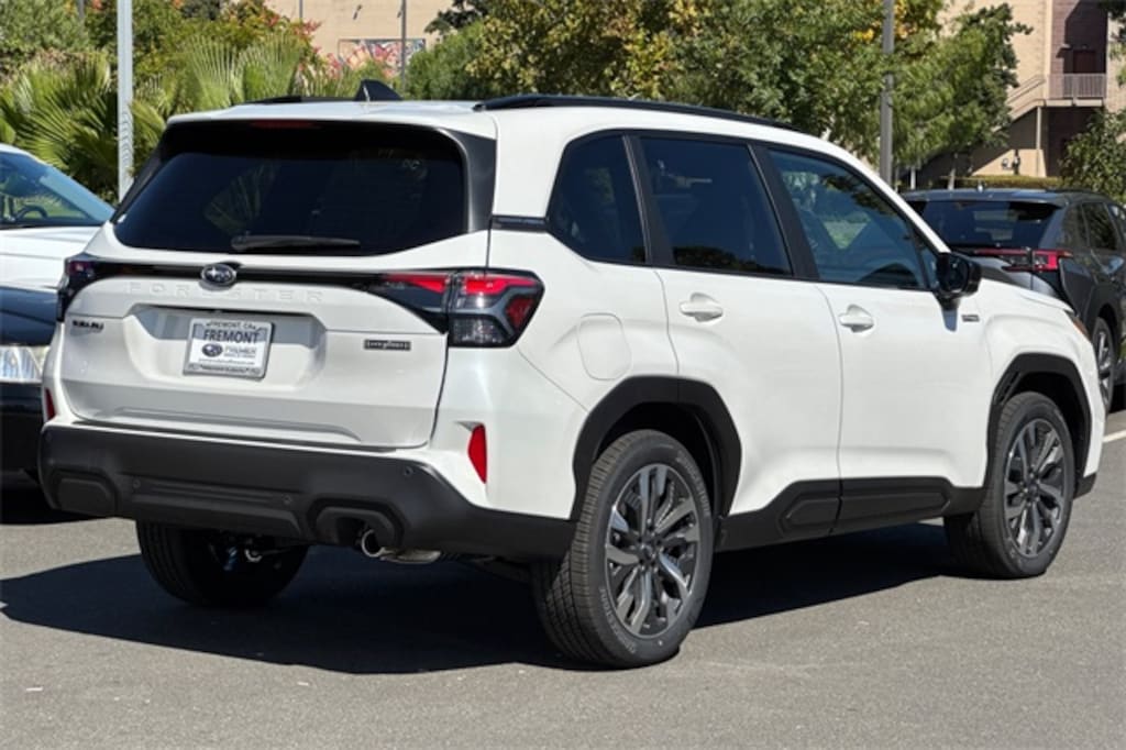 New 2025 Subaru Forester Hybrid Touring SUV