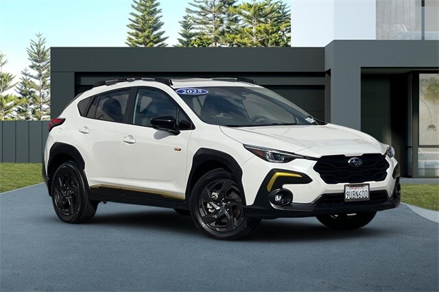 2025 Subaru Crosstrek Sport photo 2
