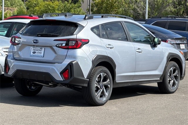 2025 Subaru Crosstrek Premium photo 3
