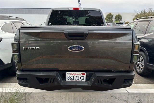 2017 Ford F-150 XLT photo 2