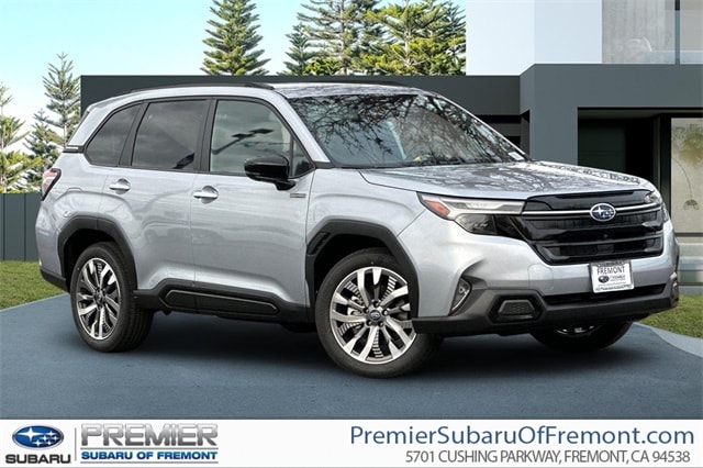 2025 Subaru Forester Touring's photo