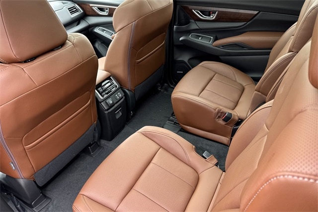 2025 Subaru Ascent Touring - Photo 9
