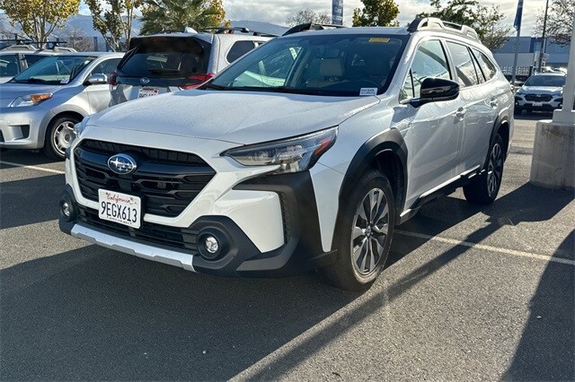 2023 Subaru Outback Limited photo 2