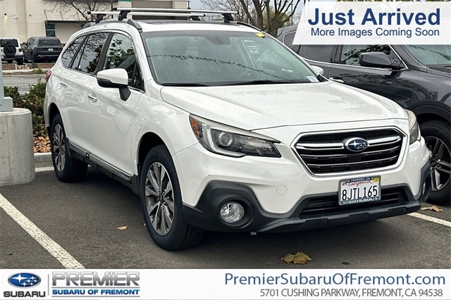 2019 Subaru Outback Touring's photo