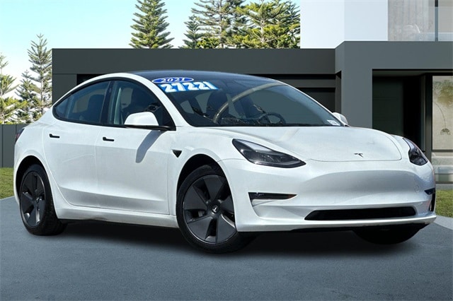 Used 2021 Tesla Model 3  with VIN 5YJ3E1EA6MF939554 for sale in Fremont, CA
