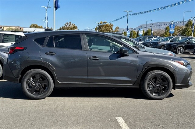 2025 Subaru Crosstrek Base photo 3
