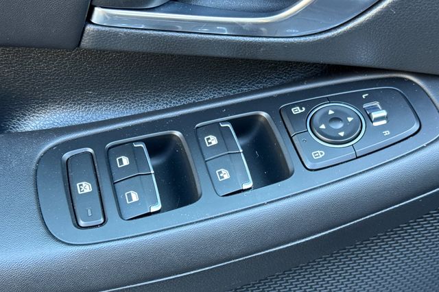 2023 Hyundai Sonata SEL - Photo 12