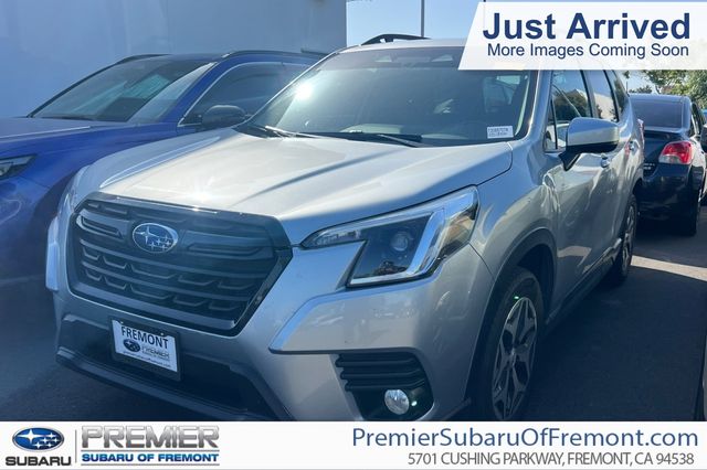 2023 Subaru Forester Premium