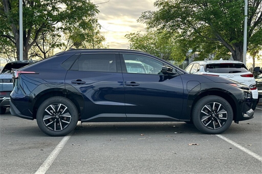 New 2026 Subaru Solterra Premium SUV