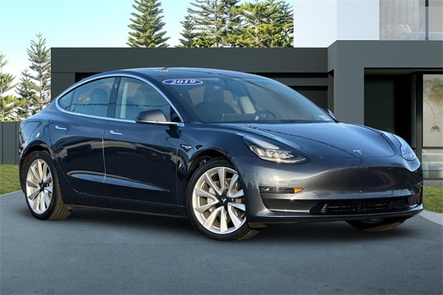 Used 2019 Tesla Model 3 Long Range with VIN 5YJ3E1EB1KF497790 for sale in Fremont, CA