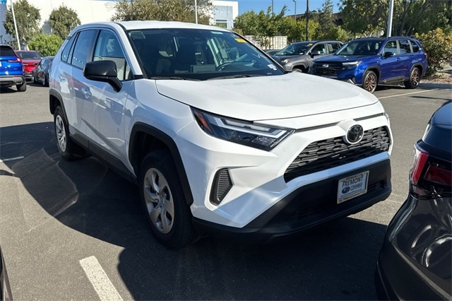 Used 2024 Toyota RAV4 LE with VIN 2T3F1RFV9RC426259 for sale in Northfield, Minnesota