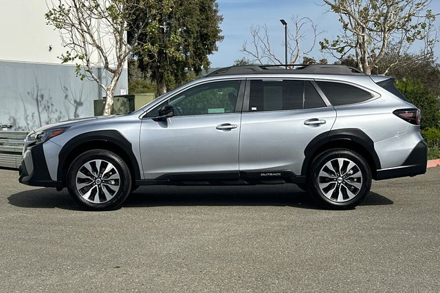 2025 Subaru Outback Limited - Photo 7