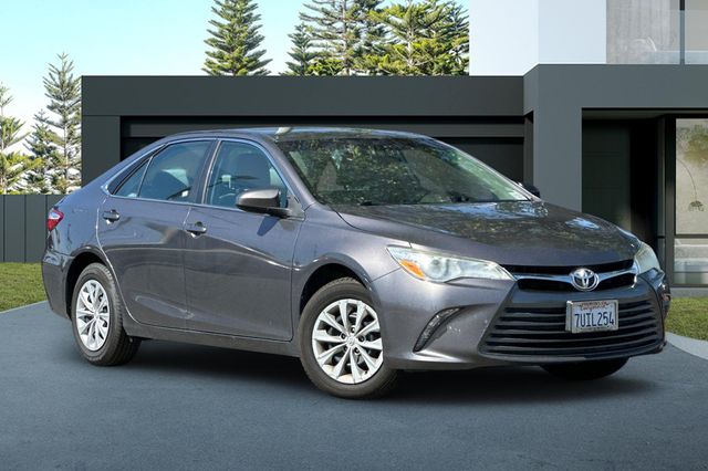 Used 2017 Toyota Camry LE with VIN 4T1BF1FK7HU305551 for sale in Fremont, CA