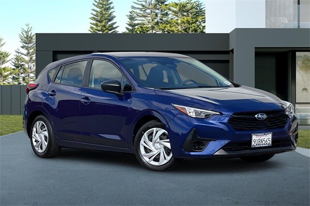 2025 Subaru Impreza Base photo 2